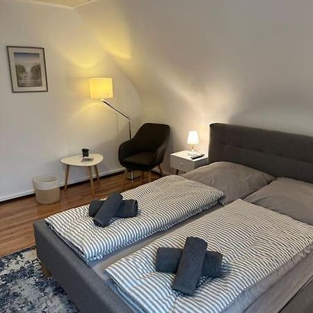 Gemuetliche Wohnung Naehe Alsfeld - Parkplatz ภายนอก รูปภาพ